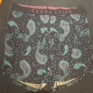 Perry Ellis silky boxers LARGE paisley